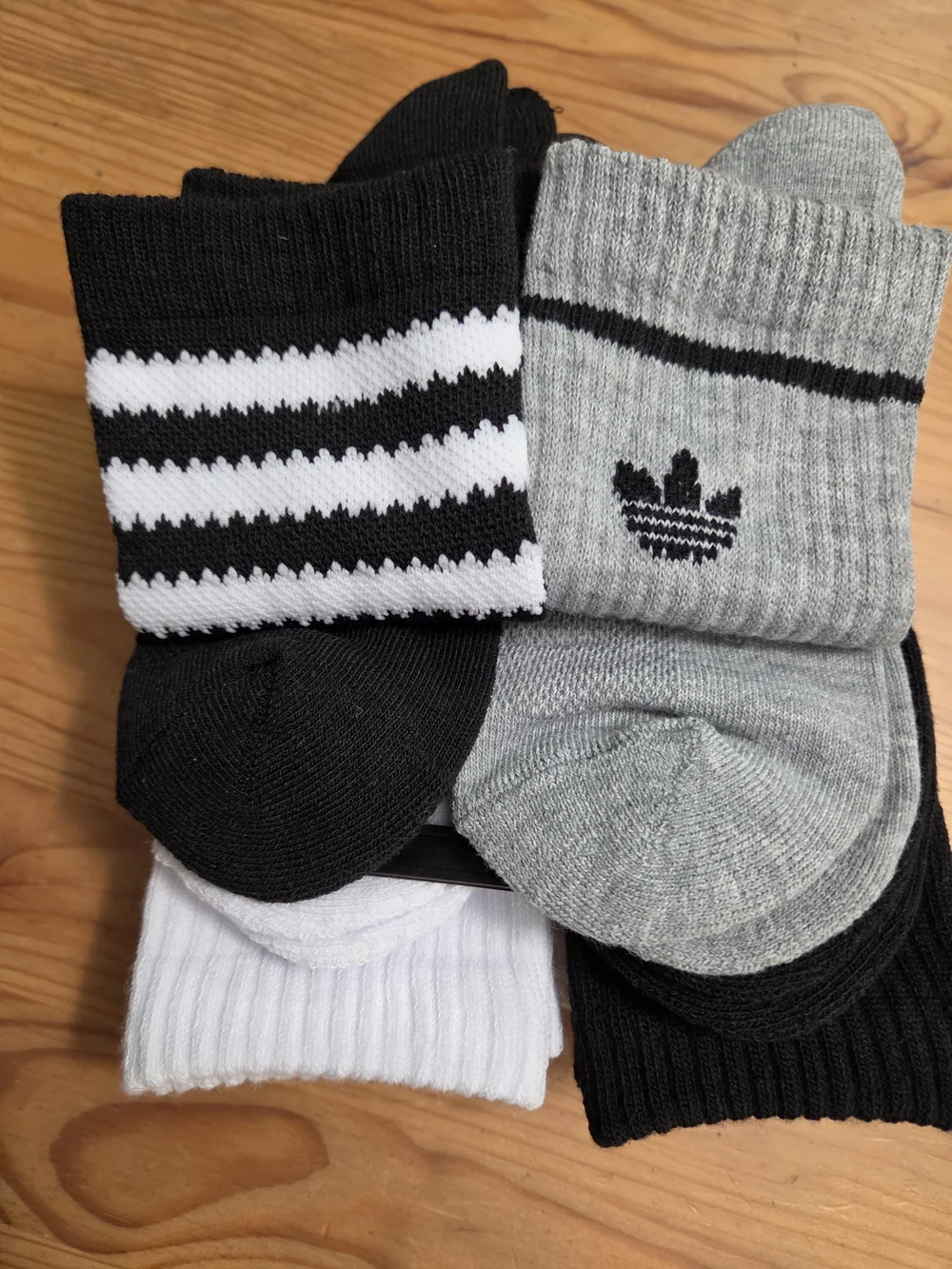 Adidas Originals 6-Pack Cushioned Socks UNISEX‼️